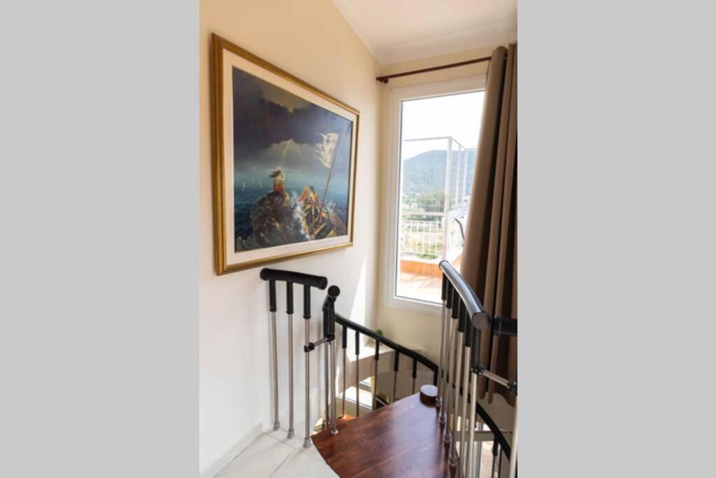Port View House-Comfy Family Apartment-Panoramic View Néa Péramos Extérieur photo